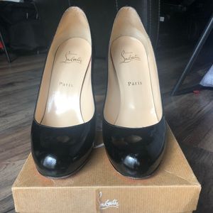 Christian Louboutin black patent simple pump